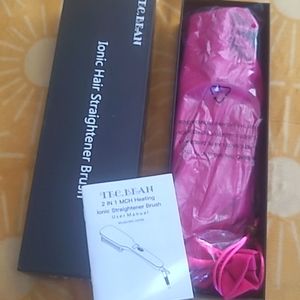 Brand New Ionic Hair Straightening Brush